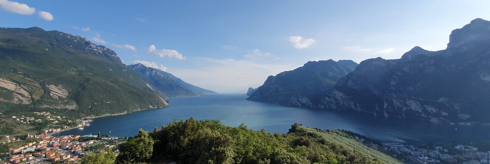 Gardasee-Panorama vom Monte Brione